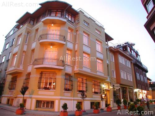 Uyan Hotel 